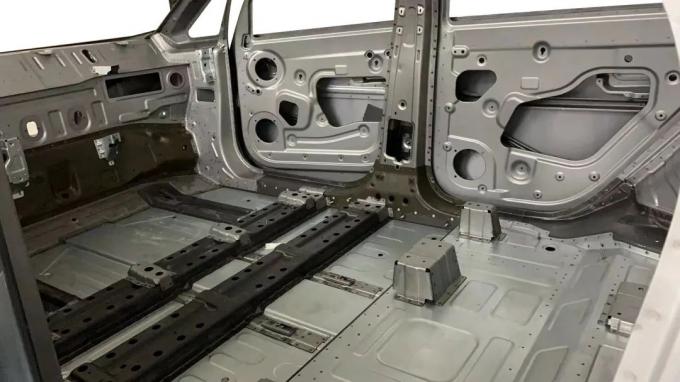 工业人:冲压钣金领域的卓越领航者(图3)