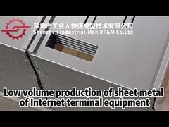 Verzetting van kleine platen van metaal, delen, bewerkingen, stempels, metaalbewerking